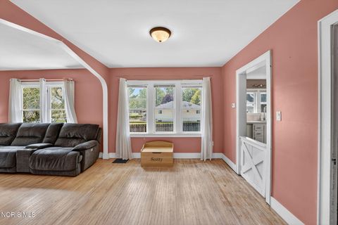Tiny photo for 5621 Harvest Lane, Toledo, OH 43623 (MLS # 10007743)