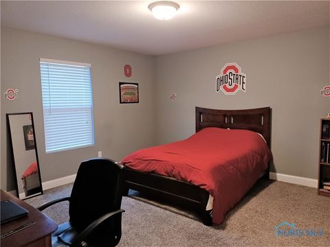 Tiny photo for 14934 Stonebridge Lane, Perrysburg, OH 43551 (MLS # 10006289)