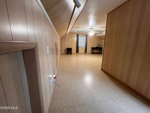 Tiny photo for 630 Polonia Court, Toledo, OH 43607 (MLS # 10005317)