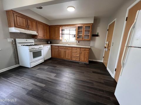 Tiny photo for 630 Polonia Court, Toledo, OH 43607 (MLS # 10005317)