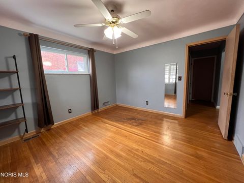 Tiny photo for 630 Polonia Court, Toledo, OH 43607 (MLS # 10005317)