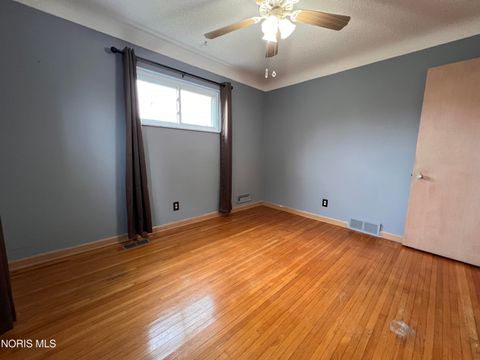 Tiny photo for 630 Polonia Court, Toledo, OH 43607 (MLS # 10005317)