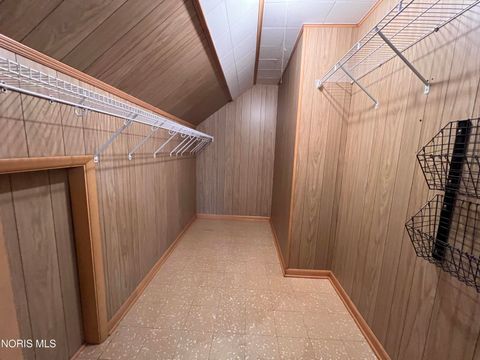 Tiny photo for 630 Polonia Court, Toledo, OH 43607 (MLS # 10005317)