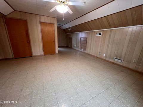 Tiny photo for 630 Polonia Court, Toledo, OH 43607 (MLS # 10005317)