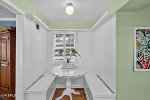 Tiny photo for 4146 Sheraton Road, Ottawa Hills, OH 43606 (MLS # 10014759)