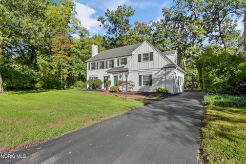 Photo of 4146 Sheraton Road, Ottawa Hills, OH 43606 (MLS # 10014759)