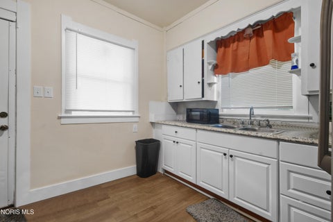 Tiny photo for 734 Brighton Avenue, Toledo, OH 43609 (MLS # 10011555)