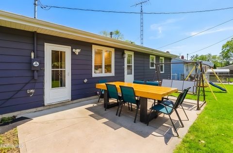 Tiny photo for 228 Edinborough Drive, Findlay, OH 45840 (MLS # 10007879)