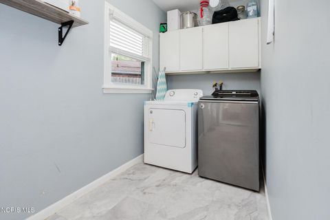 Tiny photo for 228 Edinborough Drive, Findlay, OH 45840 (MLS # 10007879)