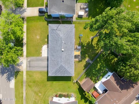 Tiny photo for 228 Edinborough Drive, Findlay, OH 45840 (MLS # 10007879)