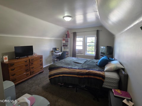 Tiny photo for 1733 Giant Street, Toledo, OH 43613 (MLS # 10014499)
