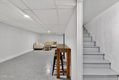 Tiny photo for 2022 Eastgate Road, Toledo, OH 43614 (MLS # 10008353)