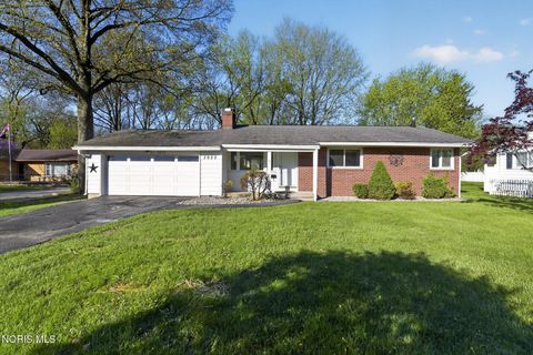 Tiny photo for 2022 Eastgate Road, Toledo, OH 43614 (MLS # 10008353)