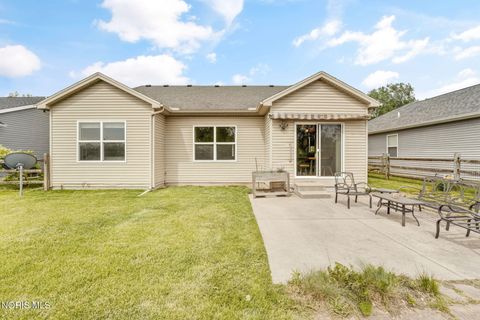 Tiny photo for 2026 Oakside Road, Toledo, OH 43615 (MLS # 10008389)