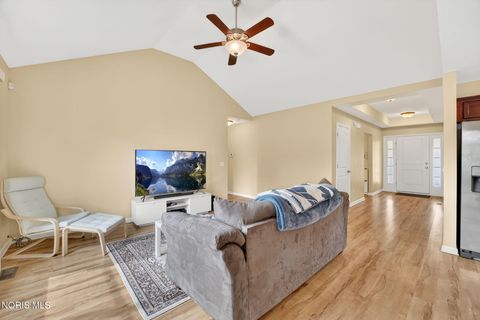 Tiny photo for 2026 Oakside Road, Toledo, OH 43615 (MLS # 10008389)