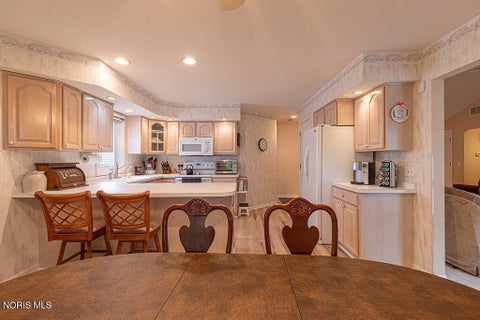 Tiny photo for 5647 Brook Cliffe Road, Toledo, OH 43614 (MLS # 10012252)