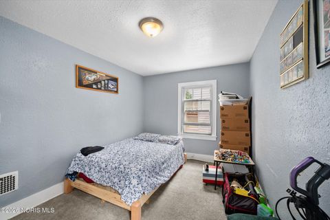 Tiny photo for 2033 Crosswell Place, Toledo, OH 43607 (MLS # 10002684)