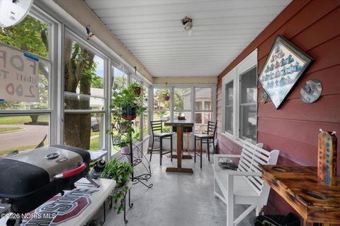 Tiny photo for 2033 Crosswell Place, Toledo, OH 43607 (MLS # 10002684)