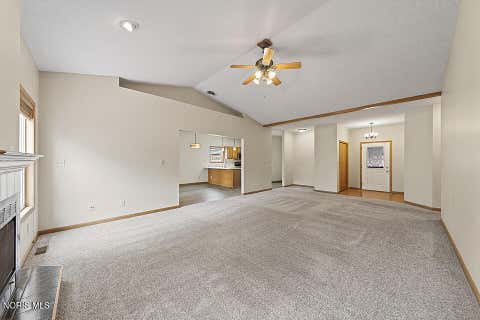 Tiny photo for 522 Cranberry, Findlay, OH 45840 (MLS # 10009036)