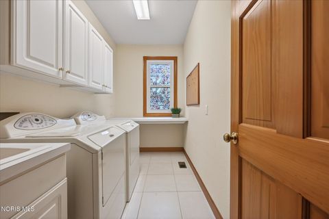 Tiny photo for 8819 Royal Oak Drive, Holland, OH 43528 (MLS # 10006676)