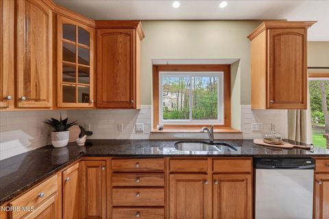 Tiny photo for 8819 Royal Oak Drive, Holland, OH 43528 (MLS # 10006676)