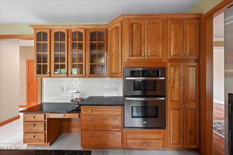 Tiny photo for 8819 Royal Oak Drive, Holland, OH 43528 (MLS # 10006676)