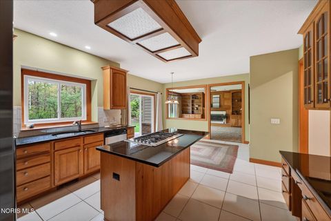 Tiny photo for 8819 Royal Oak Drive, Holland, OH 43528 (MLS # 10006676)