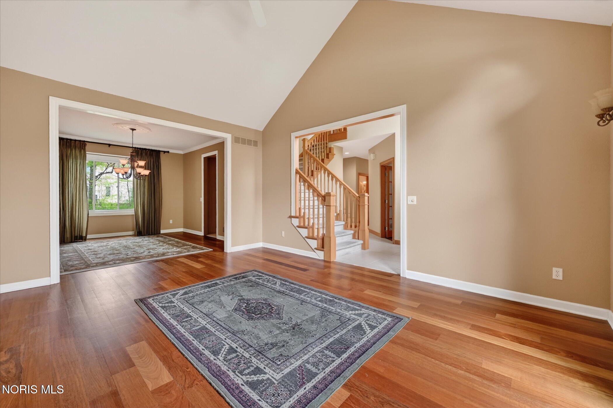 8819 Royal Oak Drive