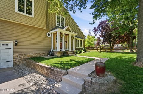 Tiny photo for 724 Ransom Street, Maumee, OH 43537 (MLS # 10010854)