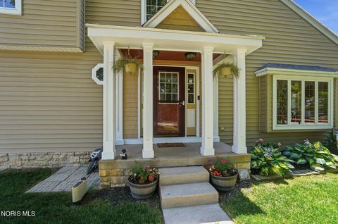 Tiny photo for 724 Ransom Street, Maumee, OH 43537 (MLS # 10010854)