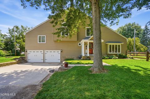 Tiny photo for 724 Ransom Street, Maumee, OH 43537 (MLS # 10010854)