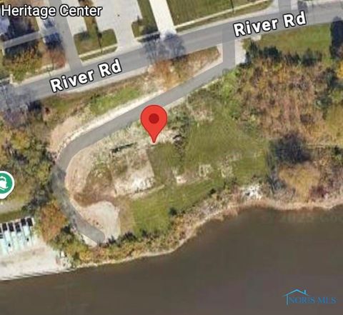 Tiny photo for 1036 River Road Rd #2, Maumee, OH 43537 (MLS # 10007907)