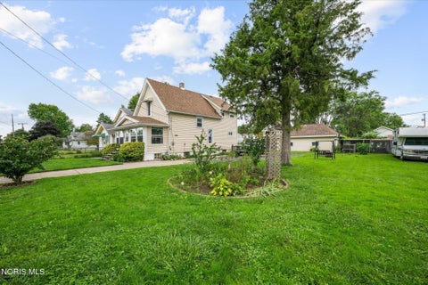Tiny photo for 1315 Freedom Street, Toledo, OH 43605 (MLS # 10012297)