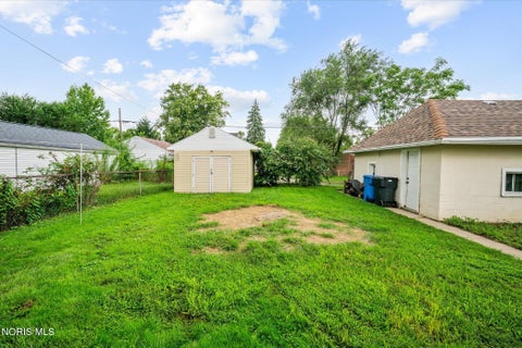 Tiny photo for 1315 Freedom Street, Toledo, OH 43605 (MLS # 10012297)