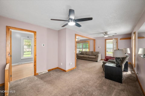 Tiny photo for 1315 Freedom Street, Toledo, OH 43605 (MLS # 10012297)