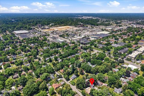 Tiny photo for 2914 Meadowwood Drive, Toledo, OH 43606 (MLS # 10009917)