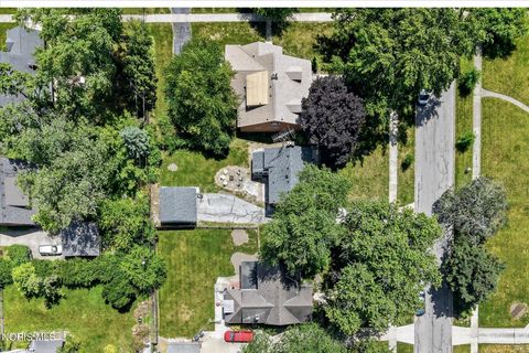 Tiny photo for 2914 Meadowwood Drive, Toledo, OH 43606 (MLS # 10009917)