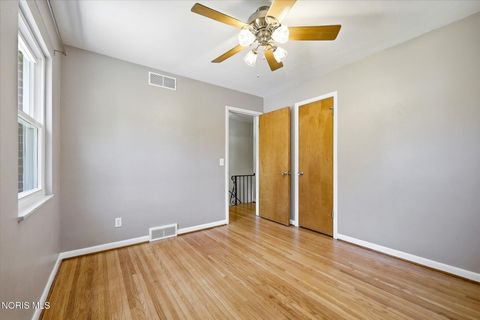 Tiny photo for 2914 Meadowwood Drive, Toledo, OH 43606 (MLS # 10009917)