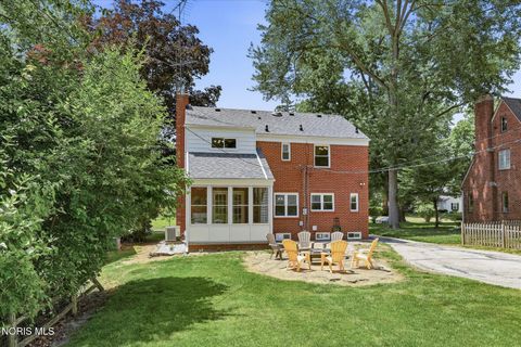 Tiny photo for 2914 Meadowwood Drive, Toledo, OH 43606 (MLS # 10009917)