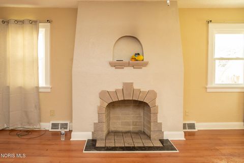 Tiny photo for 2315 Berdan Avenue, Toledo, OH 43613 (MLS # 10005849)