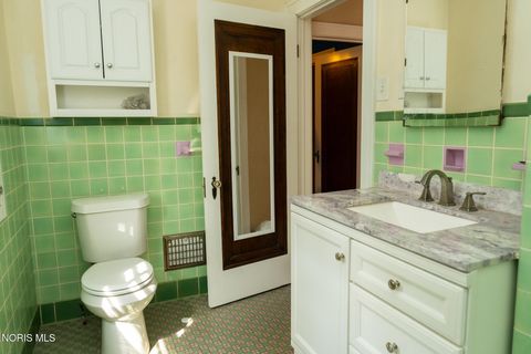 Tiny photo for 2315 Berdan Avenue, Toledo, OH 43613 (MLS # 10005849)