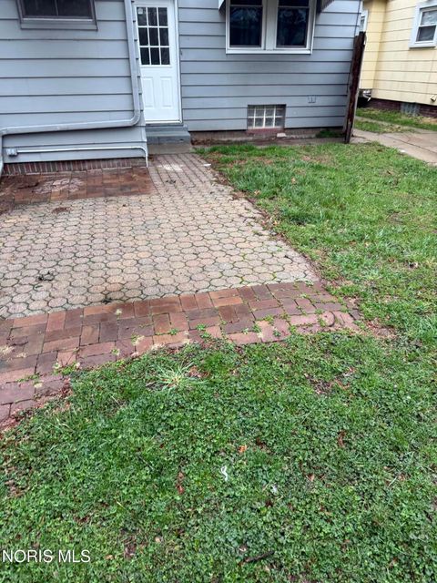 Tiny photo for 2315 Berdan Avenue, Toledo, OH 43613 (MLS # 10005849)