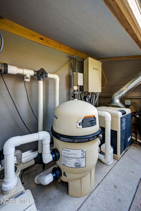 Tiny photo for 1800 Timber Ridge Drive, Bowling Green, OH 43402 (MLS # 10005804)