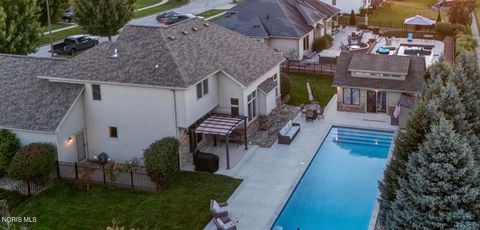 Tiny photo for 1800 Timber Ridge Drive, Bowling Green, OH 43402 (MLS # 10005804)