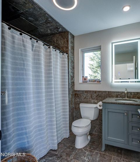 Tiny photo for 1800 Timber Ridge Drive, Bowling Green, OH 43402 (MLS # 10005804)