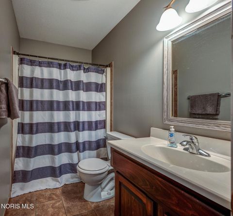 Tiny photo for 1800 Timber Ridge Drive, Bowling Green, OH 43402 (MLS # 10005804)