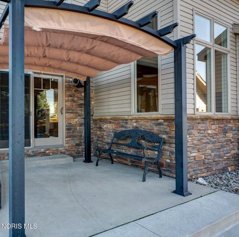 Tiny photo for 1800 Timber Ridge Drive, Bowling Green, OH 43402 (MLS # 10005804)