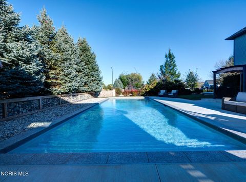 Tiny photo for 1800 Timber Ridge Drive, Bowling Green, OH 43402 (MLS # 10005804)