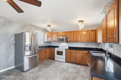 Tiny photo for 522 W Front Street, Findlay, OH 45840 (MLS # 10005853)