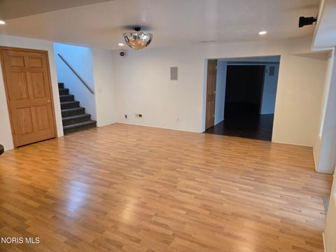 Tiny photo for 3121 County Road Ef, Swanton, OH 43558 (MLS # 10005205)